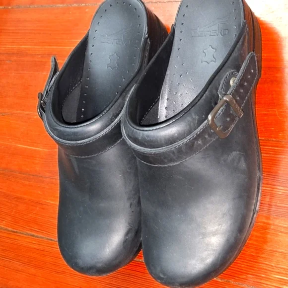 BUNDLE Clarks Black Mules with Buckle  And DANSKOL Clogs - Picture 5 of 6